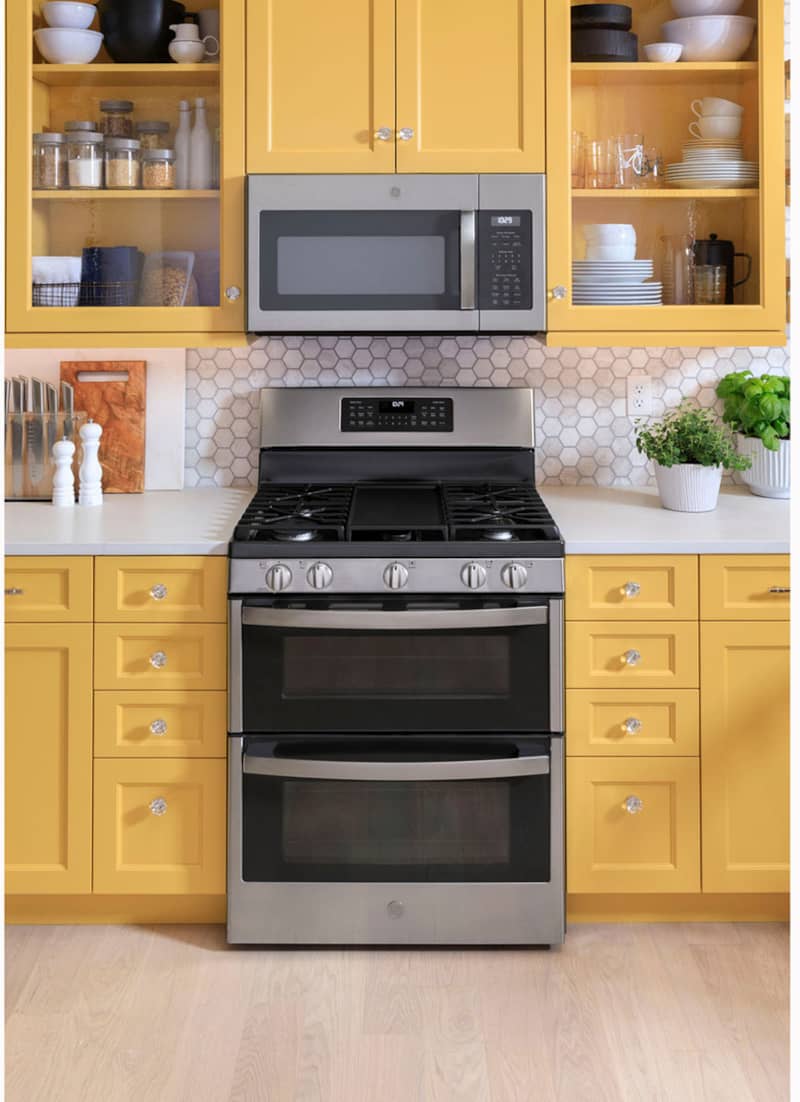 GE-Range-JGBS86SPSS-Kitchen-Microwave.jpg