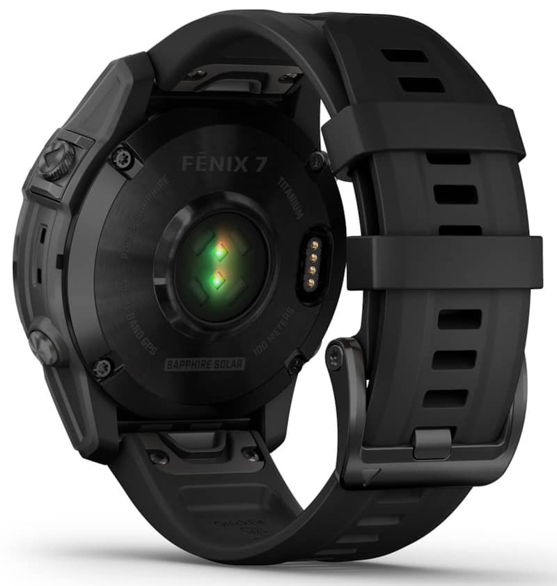 Garmin-fenix-7-Sapphire-Solar-Black-DLC-Titanium-With-Black-Band-010-02540-34-Rear-Angled.jpg