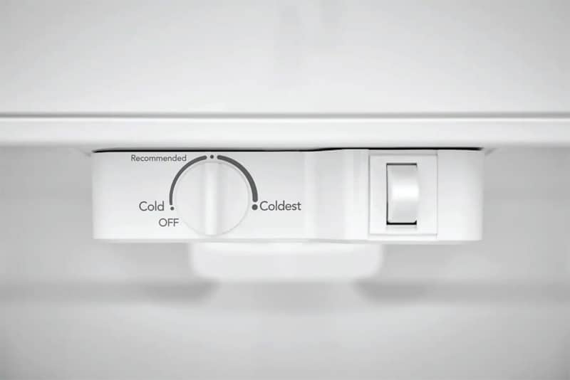 frigidaire-top-freezer-refrigerator-FFHT2045VW-temp-knob.jpg